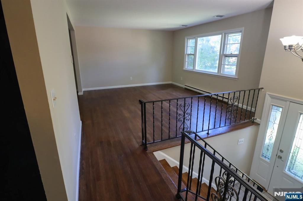 95 Longwood Lake Road Oak Ridge, NJ 07438 - Photo 12 of 20 Gallery Image 12