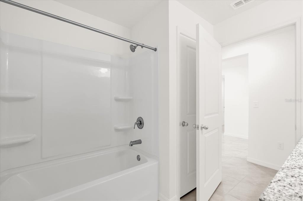 560 Mahogany Way Dundee, FL 33898 - Photo 11 of 18