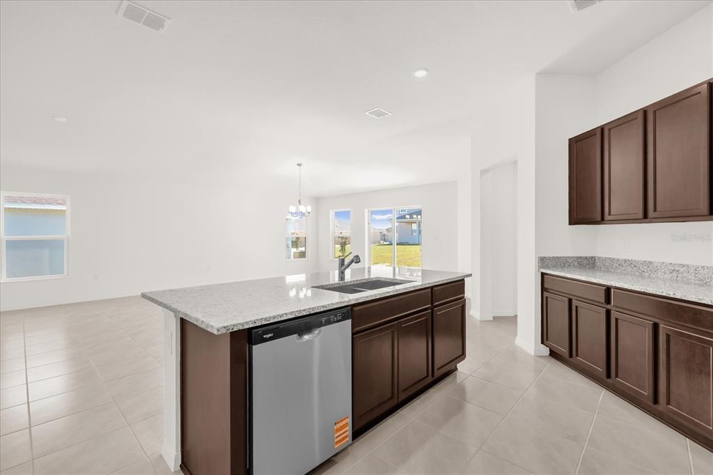 560 Mahogany Way Dundee, FL 33898 - Photo 6 of 18