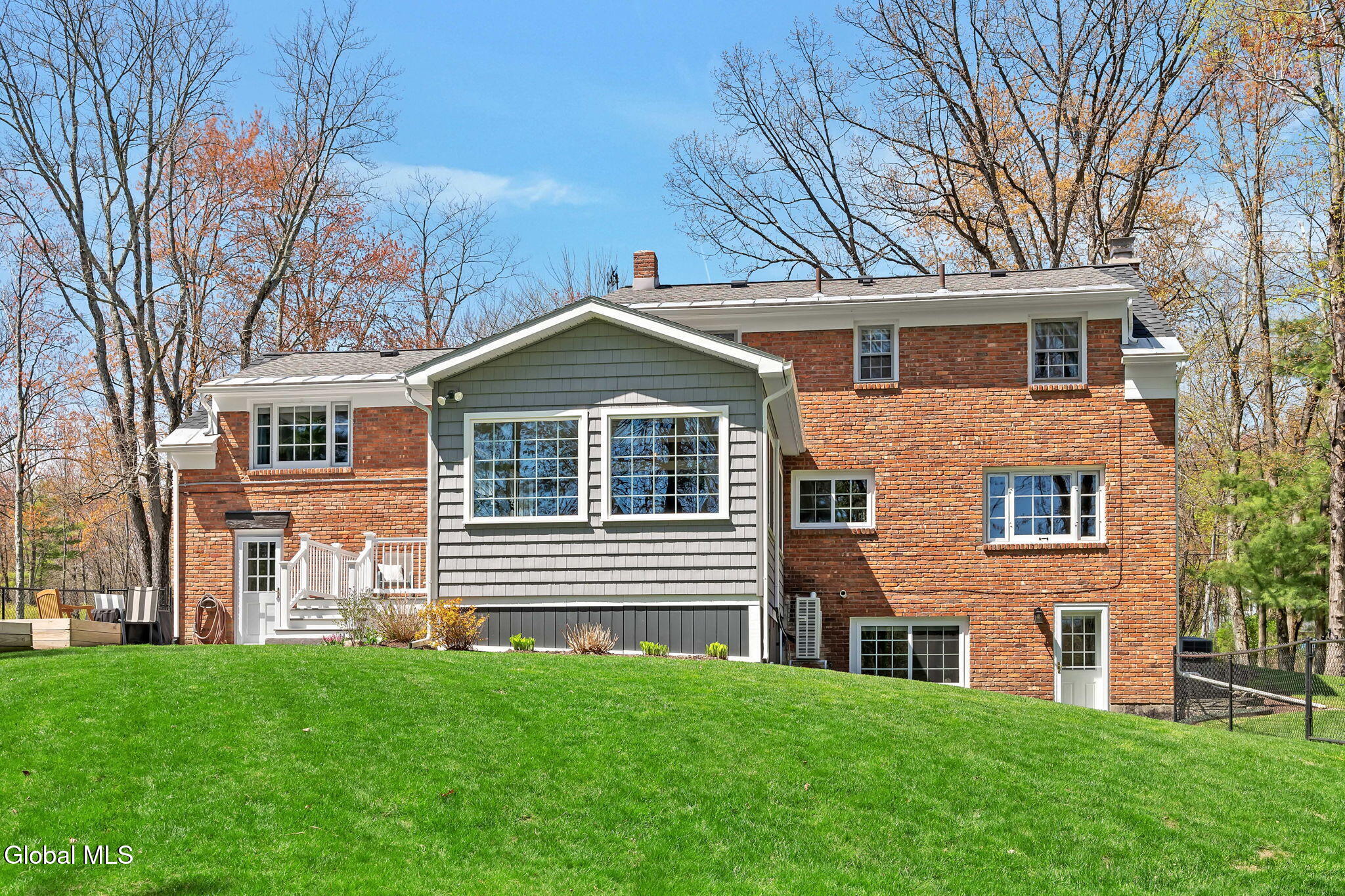 896 Randall Road Niskayuna, NY 12309 - Photo 45 of 50 60-web-or-mls-P1863015