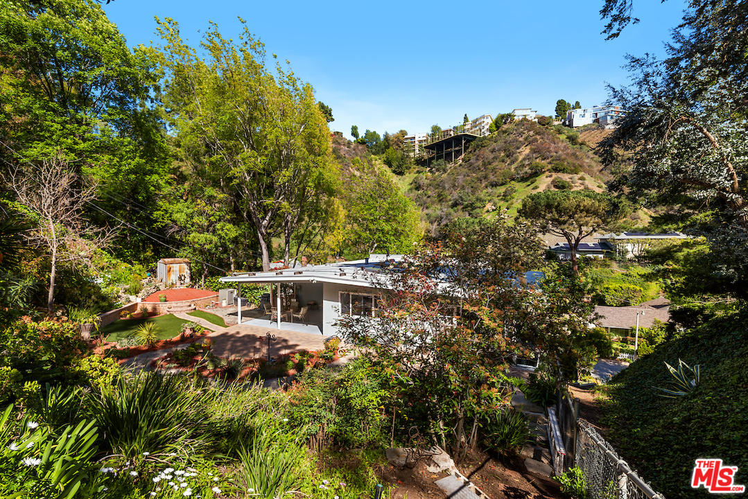 1901 Roscomare Road Los Angeles, CA 90077 - Photo 4 of 23