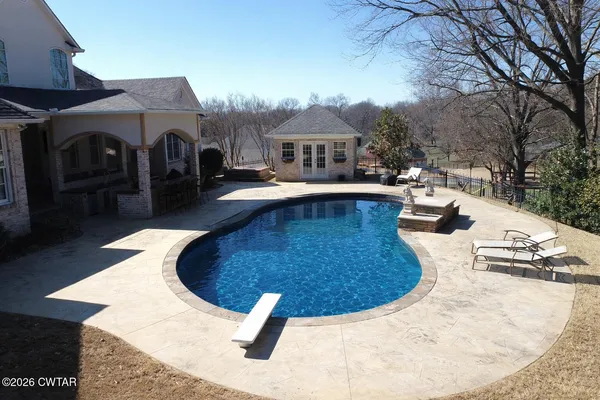$950,000 | 802 Acadian Boulevard, Dyersburg, TN 38024