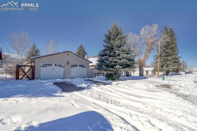 $569,000 | 202 4th Street, Westcliffe, CO 81252