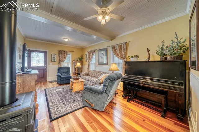 $569,000 | 202 4th Street, Westcliffe, CO 81252