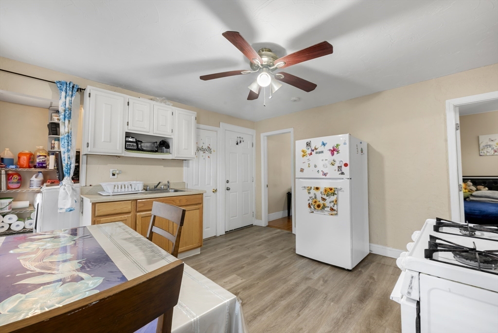 20 Mott Street Worcester, MA 01604 - Photo 14 of 26