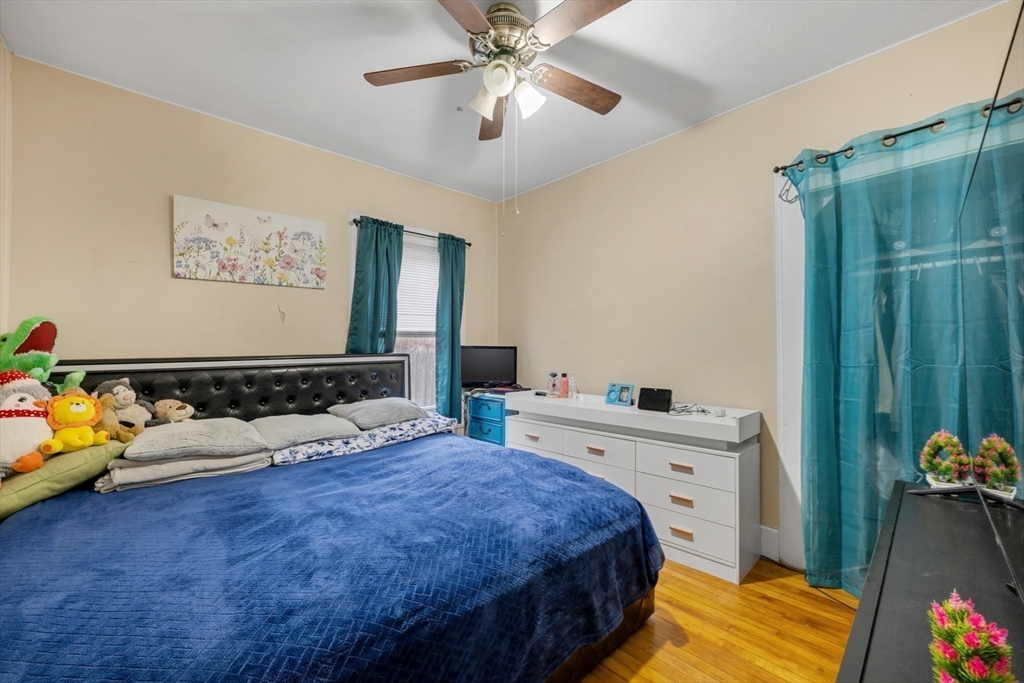20 Mott Street Worcester, MA 01604 - Photo 16 of 26