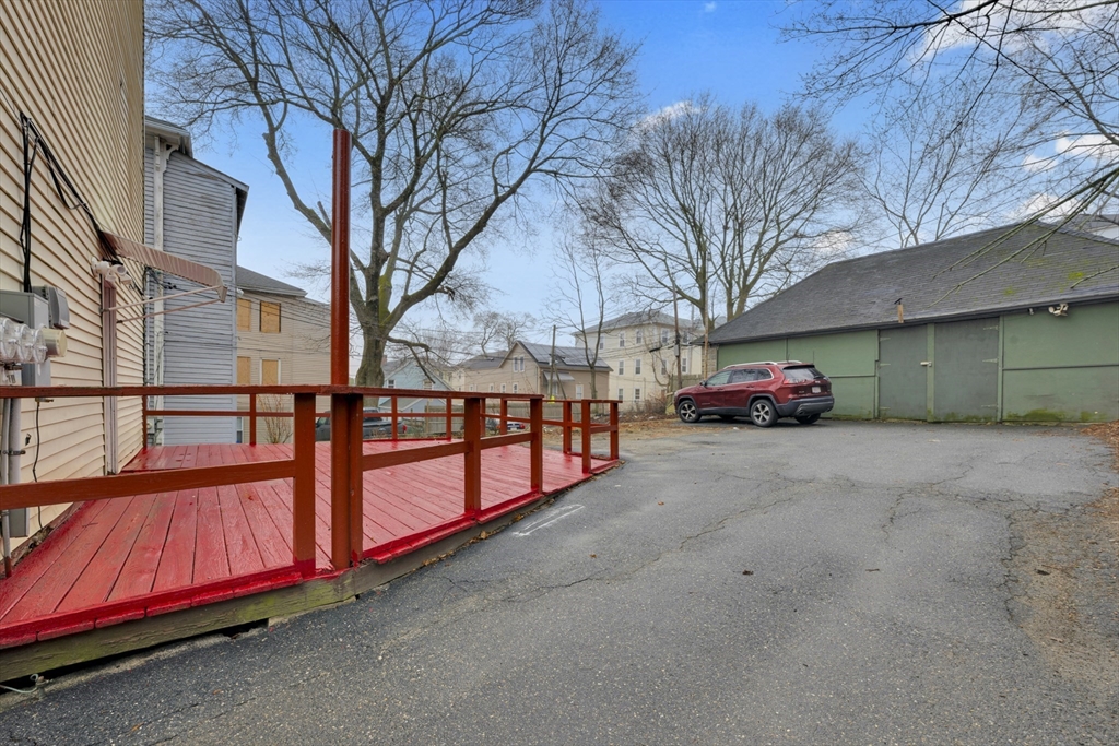 20 Mott Street Worcester, MA 01604 - Photo 25 of 26