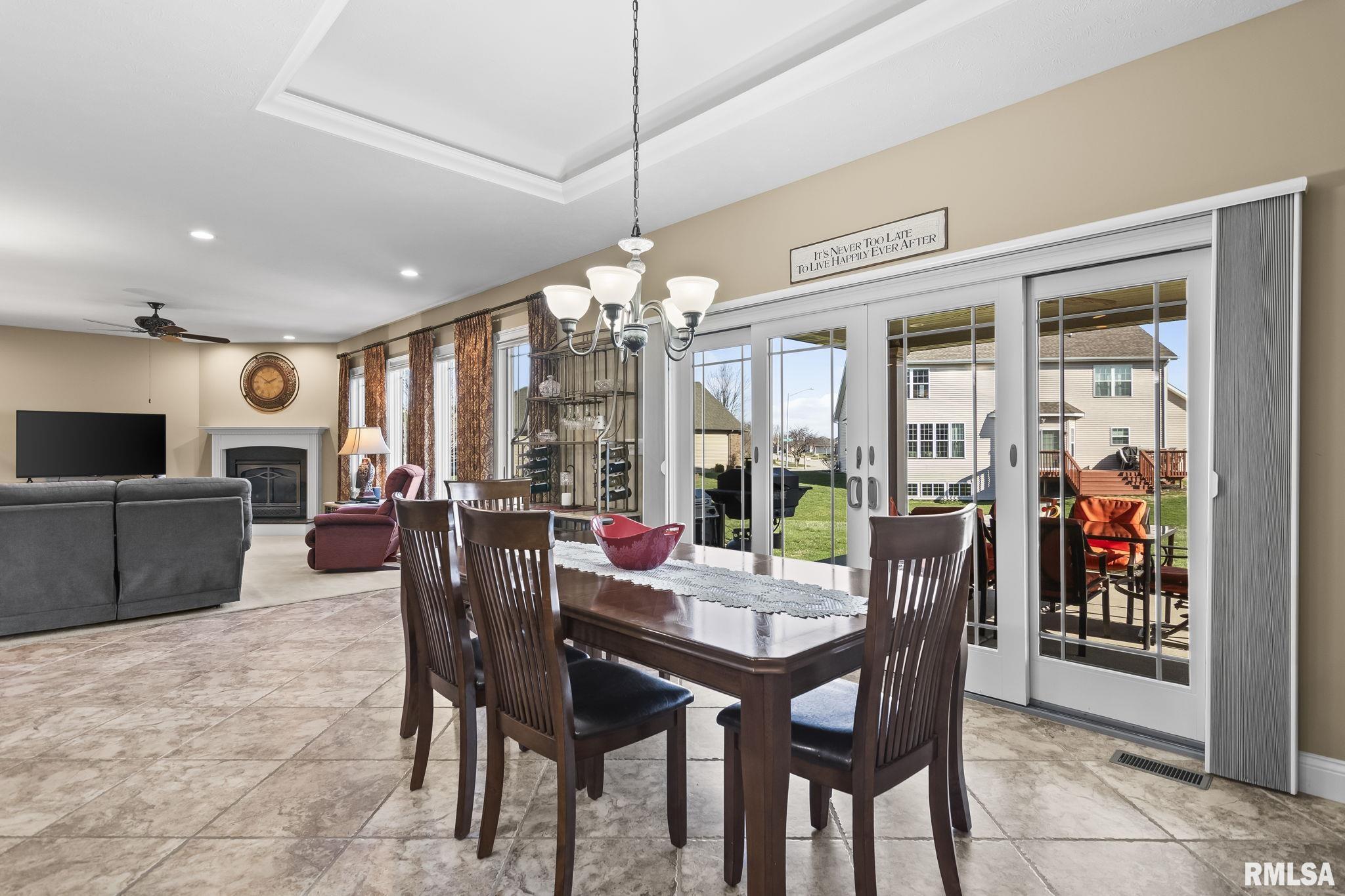 2104 Dubsdread Lane Springfield, IL 62711 - Photo 10 of 55