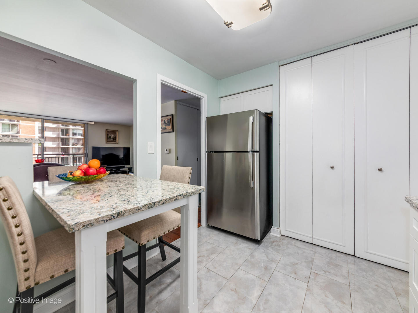 6007 North Sheridan Road, Unit 14D Chicago, IL 60660 - Photo 3 of 19