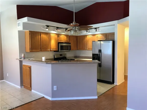 $1,450 | 381 Manti Place, Henderson, NV 89014