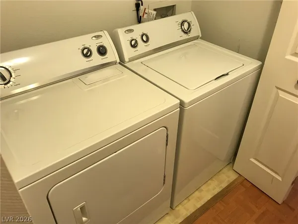 $1,450 | 381 Manti Place, Henderson, NV 89014