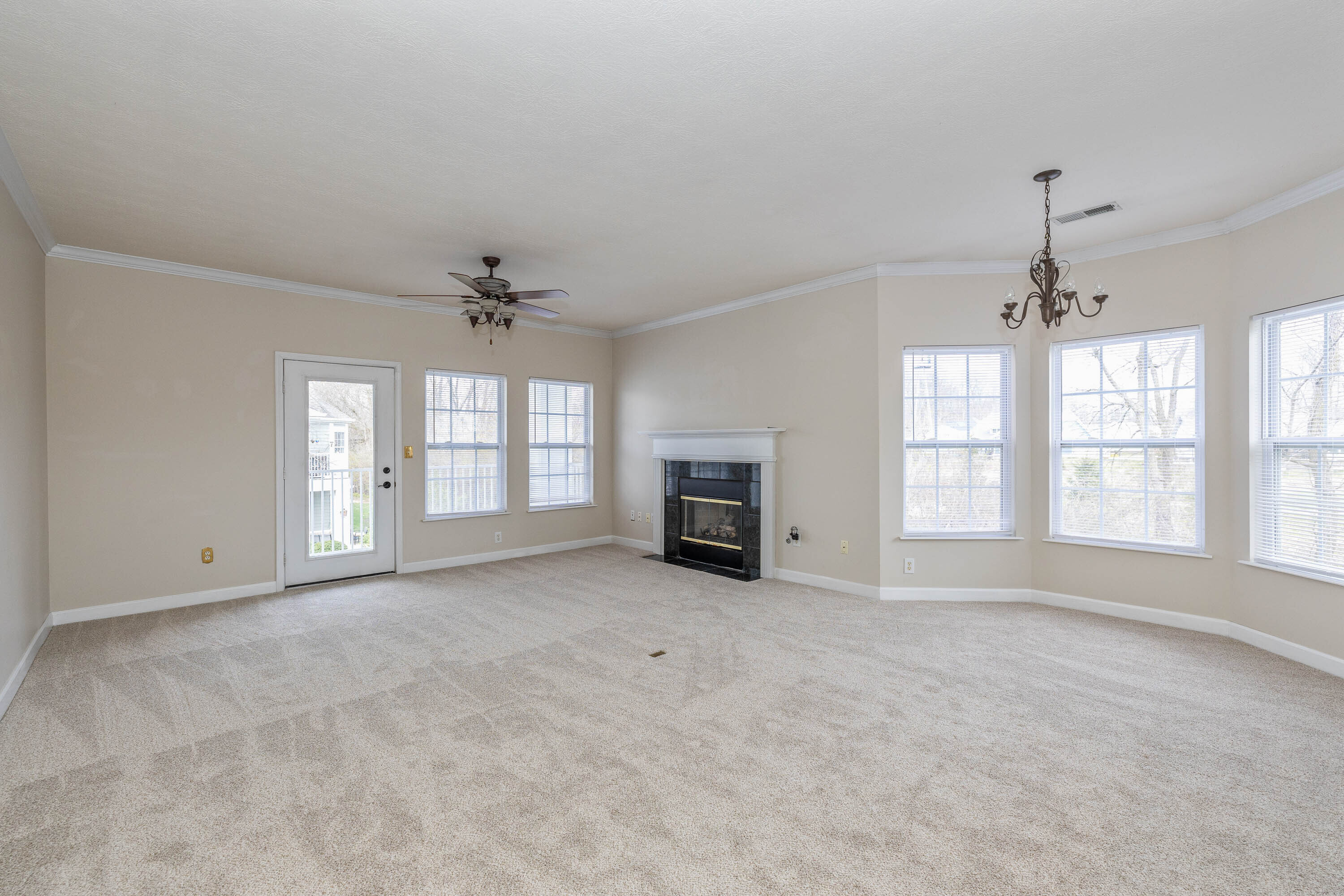 1176 Shadow Ridge Road Carmel, IN 46280 - Photo 2 of 20 Gallery Image 2