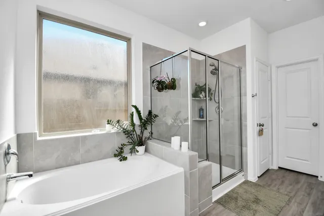 $340,000 | 732 Willow Harbor Lane, La Marque, TX 77568