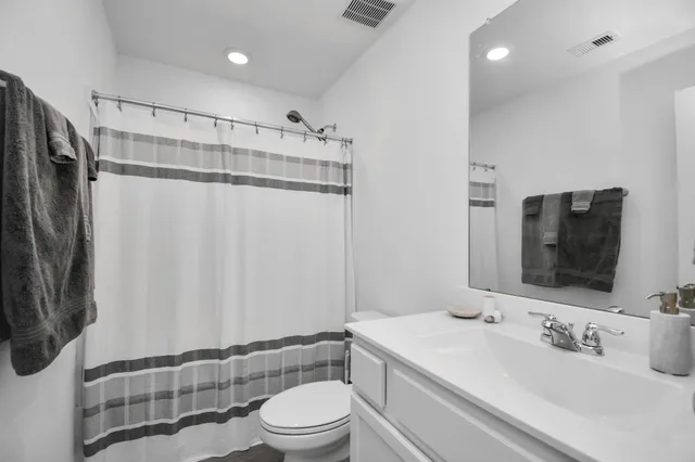 $340,000 | 732 Willow Harbor Lane, La Marque, TX 77568