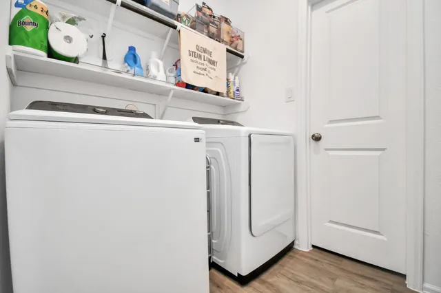 $340,000 | 732 Willow Harbor Lane, La Marque, TX 77568