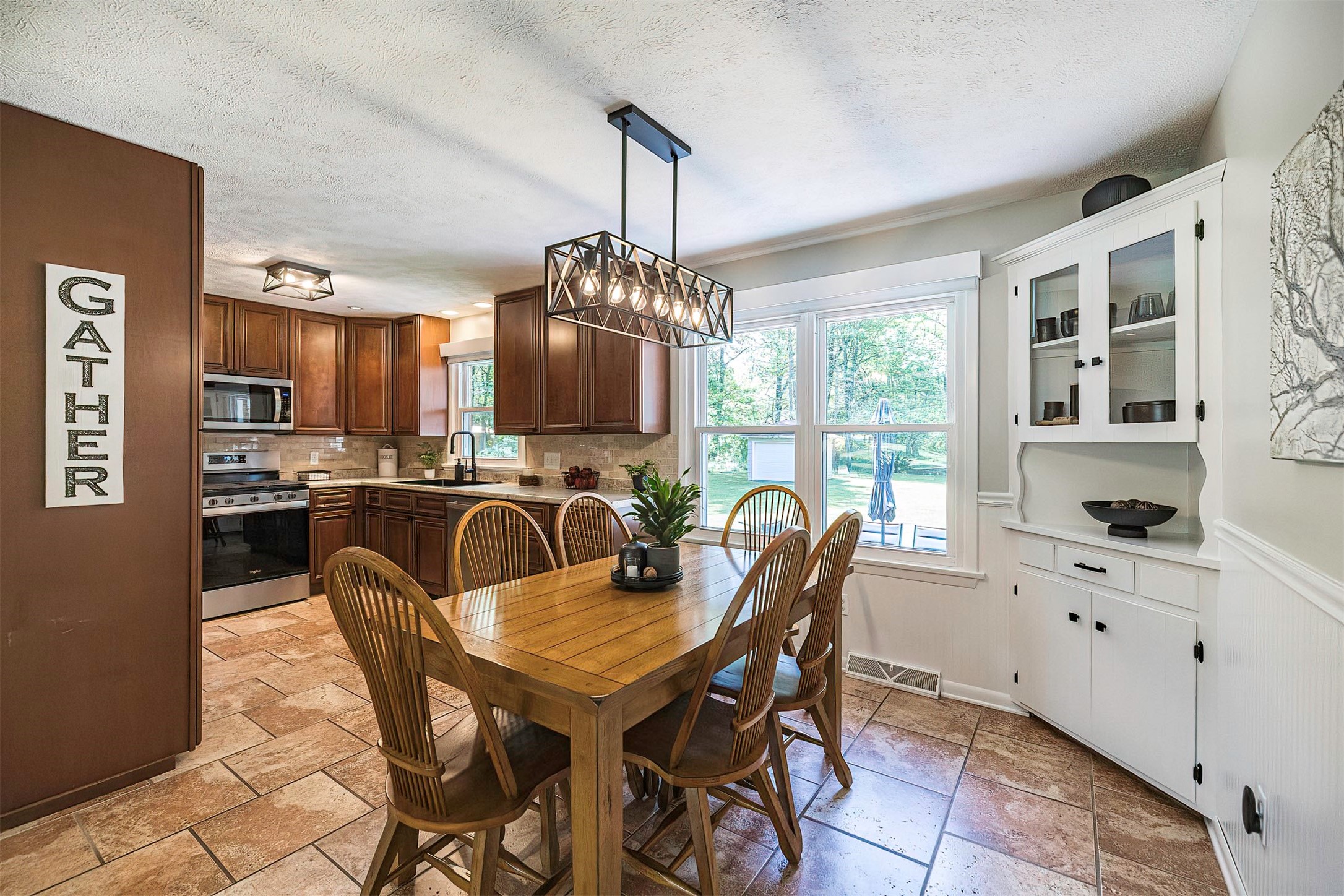 946 Boyer Road Erie, PA 16511 - Photo 10 of 41 Gallery Image 10
