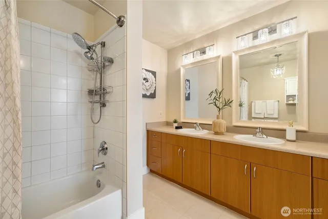 $795,000 | 18247 Northeast 96th Way, Unit 101, Redmond, WA 98052