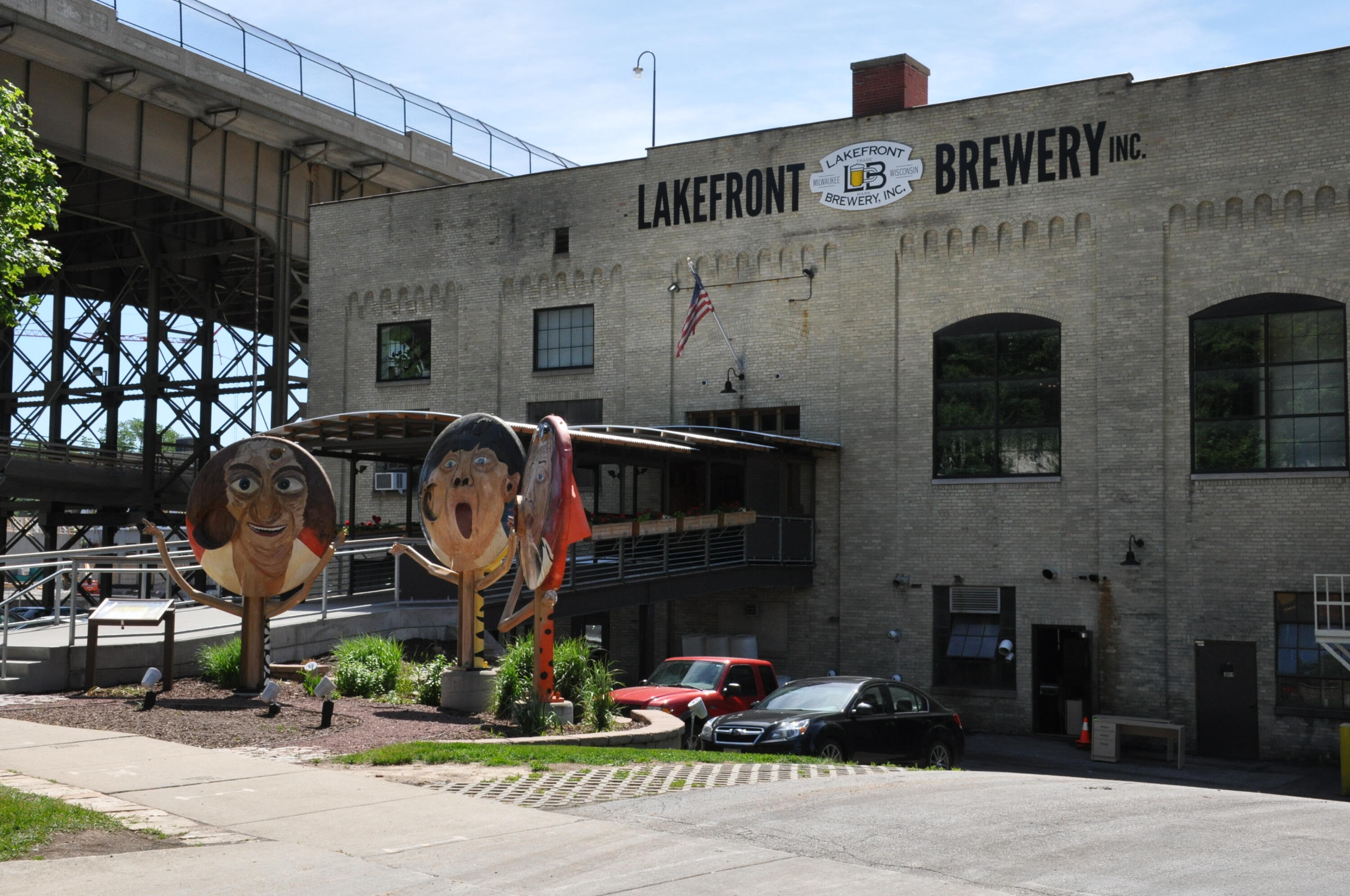 904 East Pearson Street, Unit 401 Milwaukee, WI 53202 - Photo 35 of 43 DSC_0009