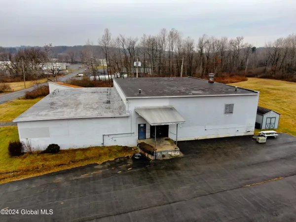 $1 | 101 Harrison Street, Gloversville, NY 12078