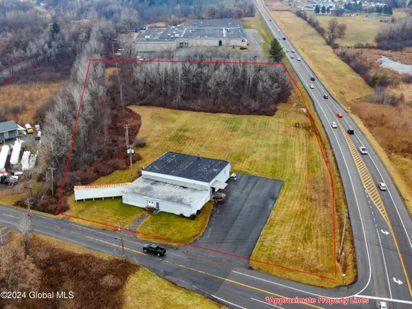 $1 | 101 Harrison Street, Gloversville, NY 12078