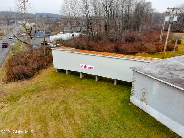 $1 | 101 Harrison Street, Gloversville, NY 12078