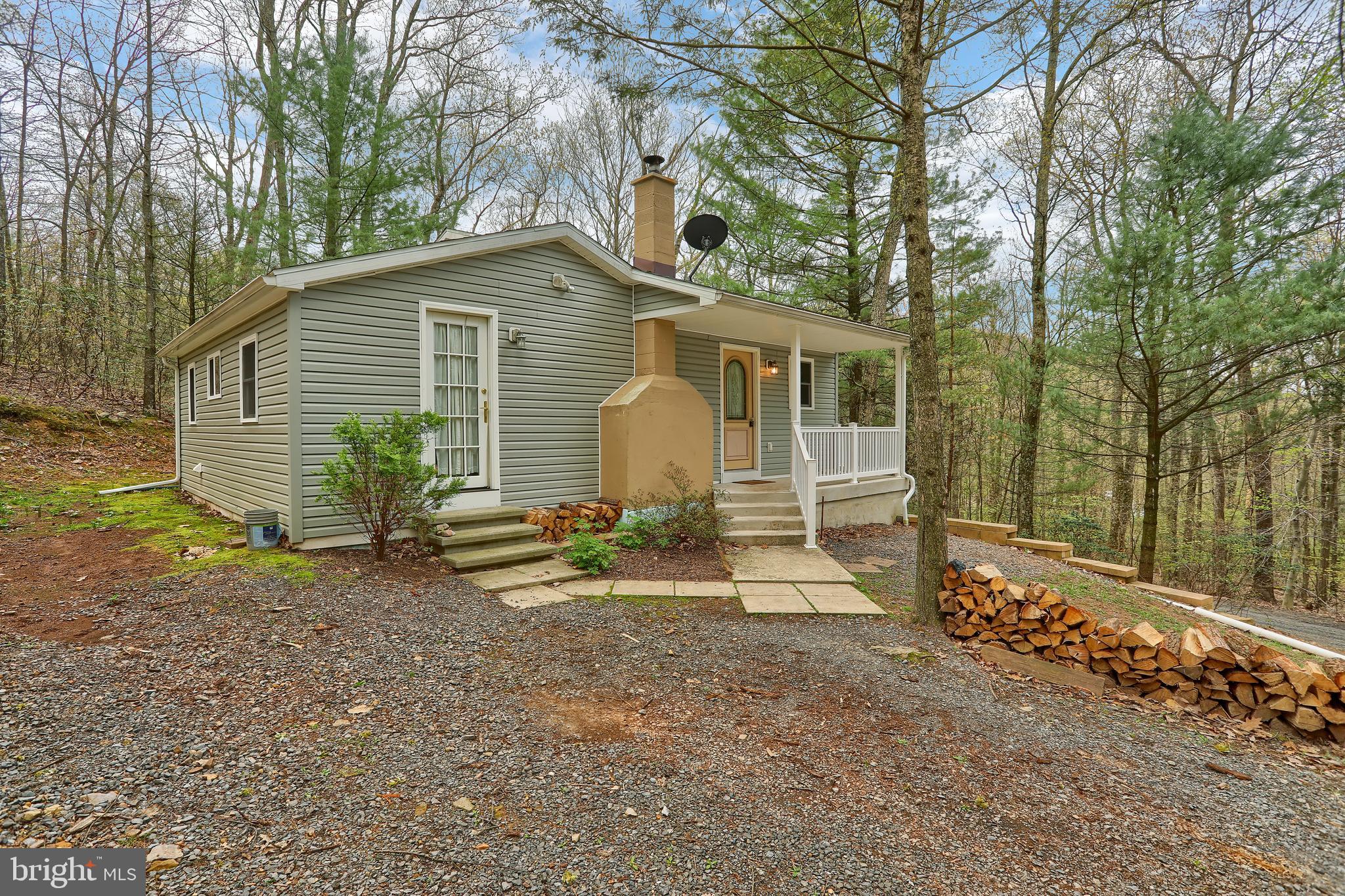 258 Acorn Road Millerstown, PA 17062 - Photo 3 of 40 Gallery Image 3
