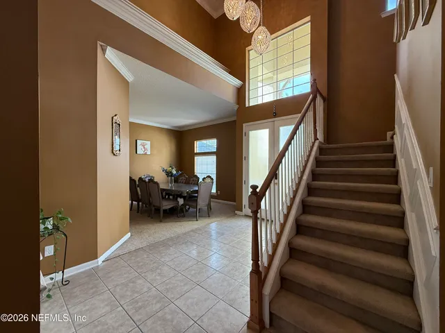 a view of entryway and workspace