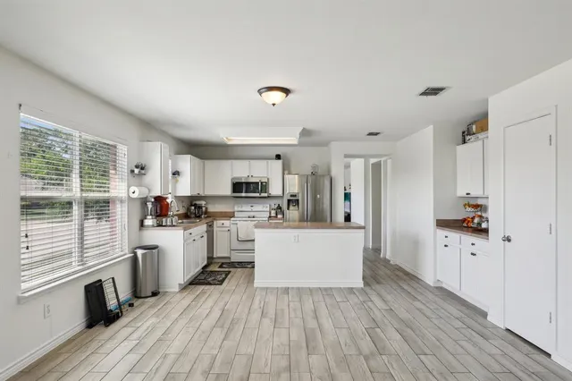 $389,900 | 2429 Emerald Lane, McKinney, TX 75071