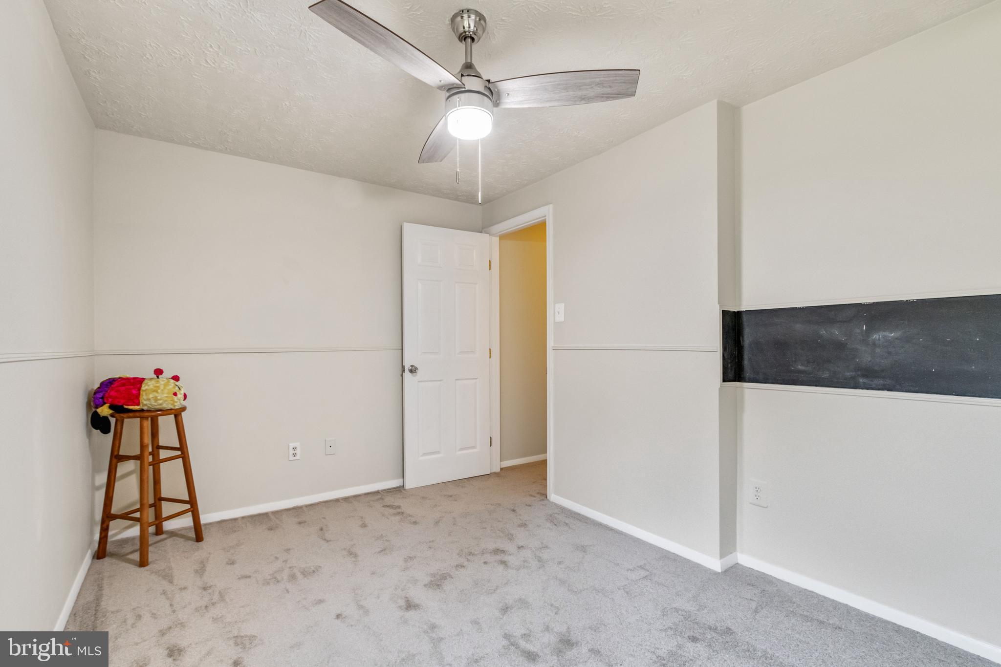 8344 Bark Tree Court Springfield, VA 22153 - Photo 22 of 31 New ceiling fan, carpets, and paint! (2021)