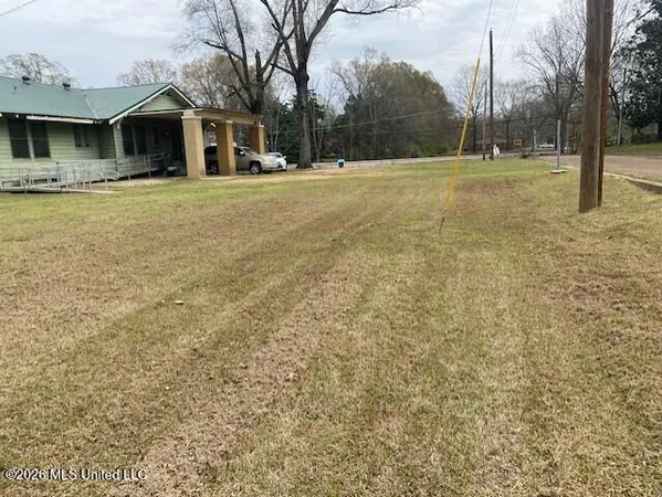 $170,000 | 515 South Pocahontas Street, Sardis, MS 38666