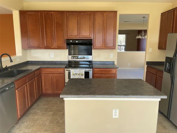 $2,300 | 160 Mistletoe Lane, Kyle, TX 78640
