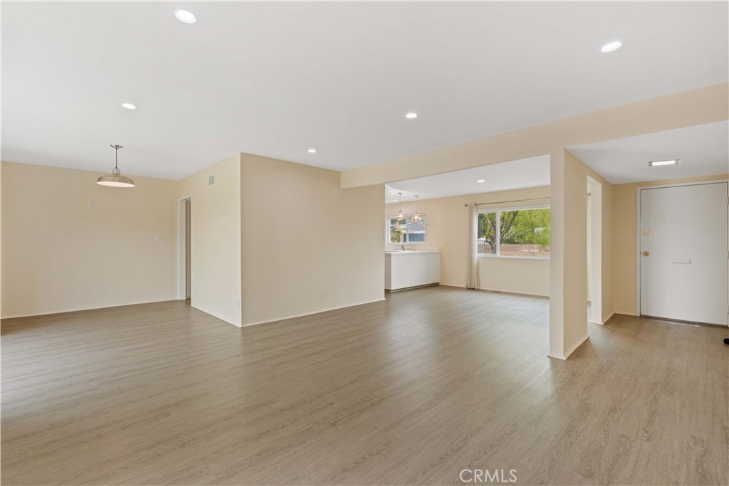 4694 Walnut Avenue Simi Valley, CA 93063 - Photo 10 of 64