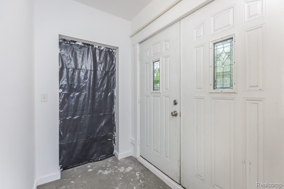 1261 Pine Ridge Road Milford, MI 48380 - Photo 87 of 90 AB6A0122.jpg