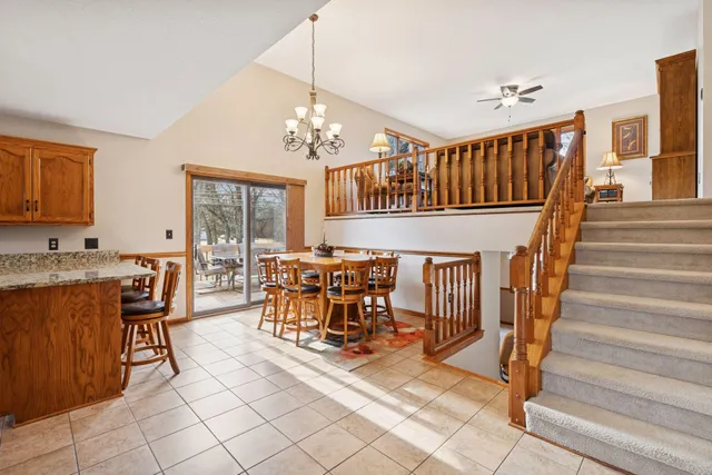 $499,900 | 34914 Linden Avenue, Lindstrom, MN 55045