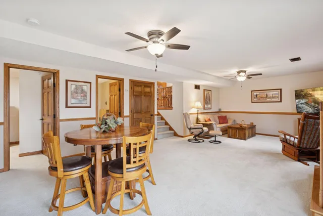 $499,900 | 34914 Linden Avenue, Lindstrom, MN 55045