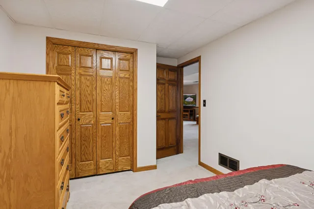 $499,900 | 34914 Linden Avenue, Lindstrom, MN 55045