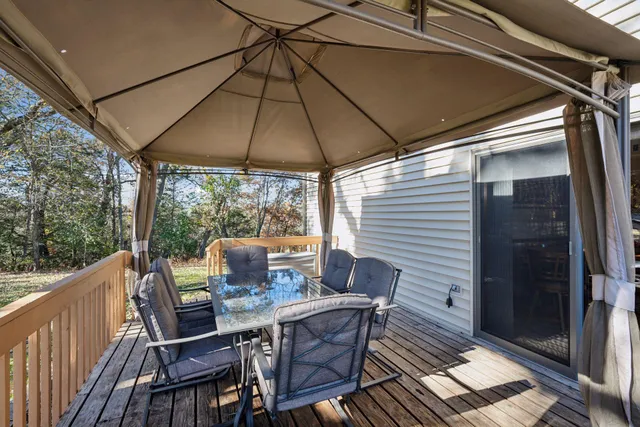 $499,900 | 34914 Linden Avenue, Lindstrom, MN 55045