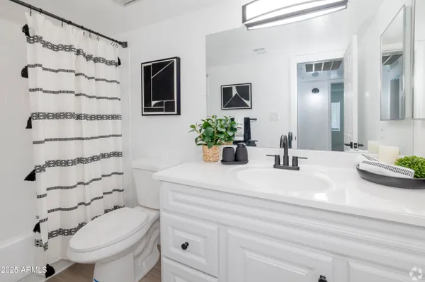 $1,025 | 1030 South Dobson Road, Unit OFC, Mesa, AZ 85202