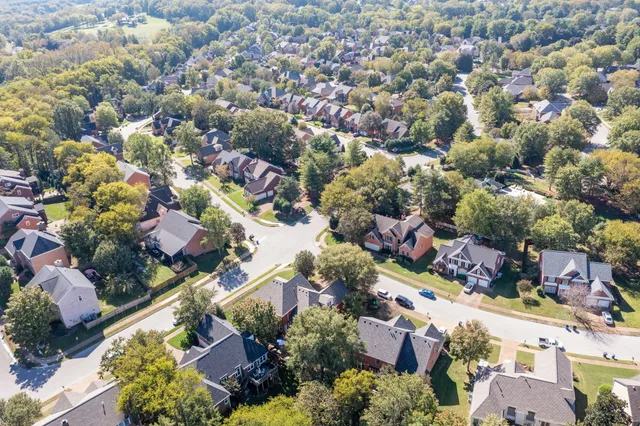 $999,900 | 428 Crofton Park Lane, Franklin, TN 37069