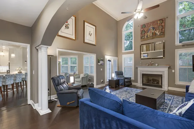 $999,900 | 428 Crofton Park Lane, Franklin, TN 37069