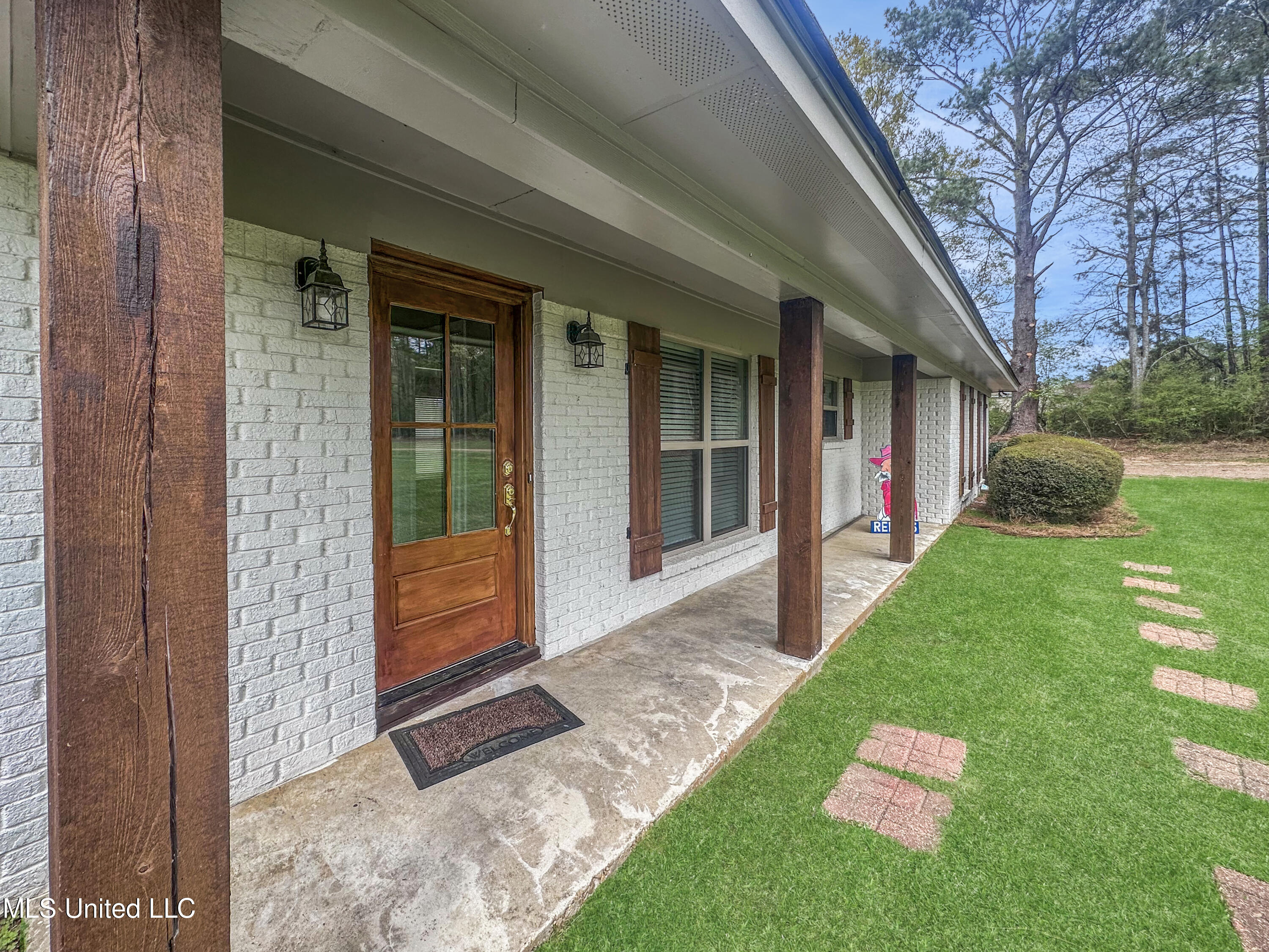 986 Airport Road Magee, MS 39111 - Photo 6 of 42 8EC99BB6-75E1-4936-B984-70D65DEB70AE