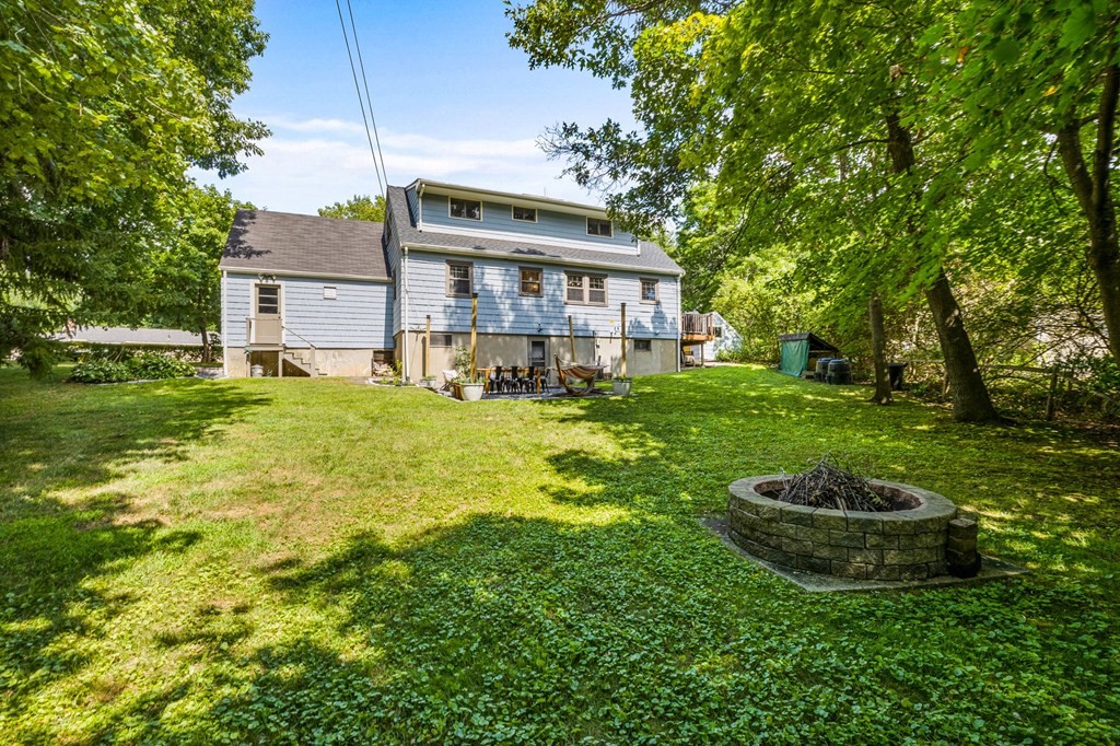 9 Edith Road Hudson, MA 01749 - Photo 8 of 34