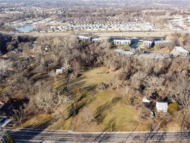 $1,166,000 | 5908 North Broadway, Gladstone, MO 64118