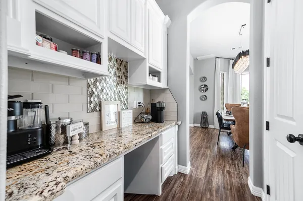 $750,000 | 33207 Blue Marlin Drive, Richwood, TX 77531