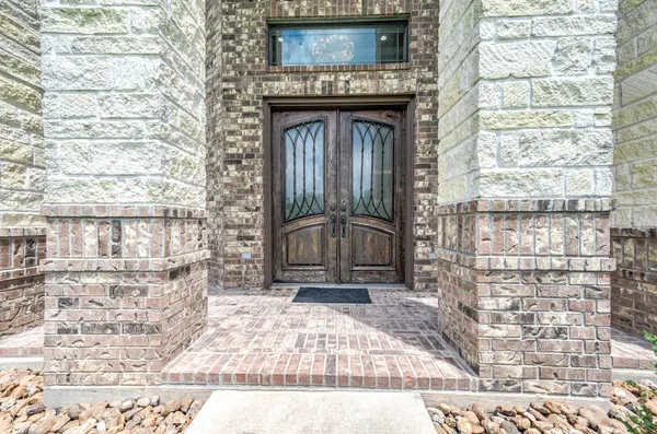 $750,000 | 33207 Blue Marlin Drive, Richwood, TX 77531