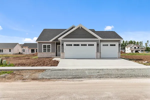 $545,000 | 3609 Gladiolus Place, Appleton, WI 54913