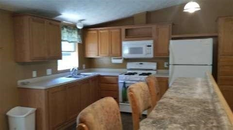 211 North Portage Road Jackson, MI 49201 - Photo 4 of 14 Photo 4