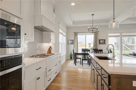 $559,000 | 1542 Southwest Arbor Park Drive, Lee's Summit, MO 64082