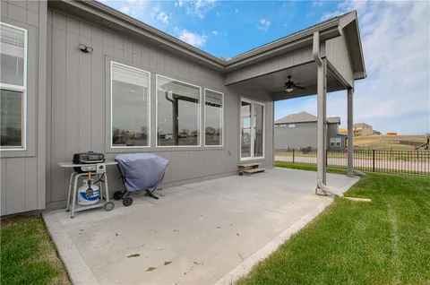 $559,000 | 1542 Southwest Arbor Park Drive, Lee's Summit, MO 64082