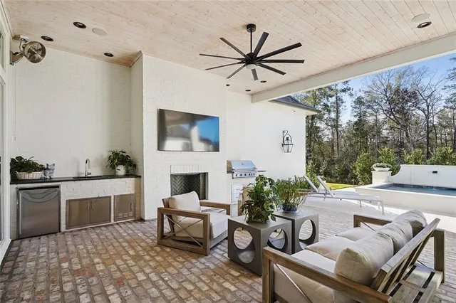 $2,750,000 | 13 Thunderbird Drive, Covington, LA 70433